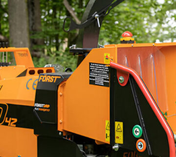 Choosing the Right Wood Chipper for Your Project 1000x429 1 360x320